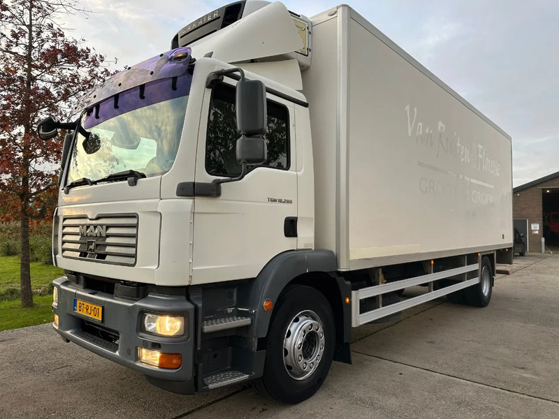MAN TGM 18.280 / NL TRUCK / EURO 4 / CLIMA / DOORS+LIFT+SIDE DOOR / CARRIER FRIGO (print broken!) - Рефрижератор: фото 1 MAN TGM 18.280 / NL TRUCK / EURO 4 / CLIMA / DOORS+LIFT+SIDE DOOR / CARRIER FRIGO (print broken!) - Рефрижератор: фото 1