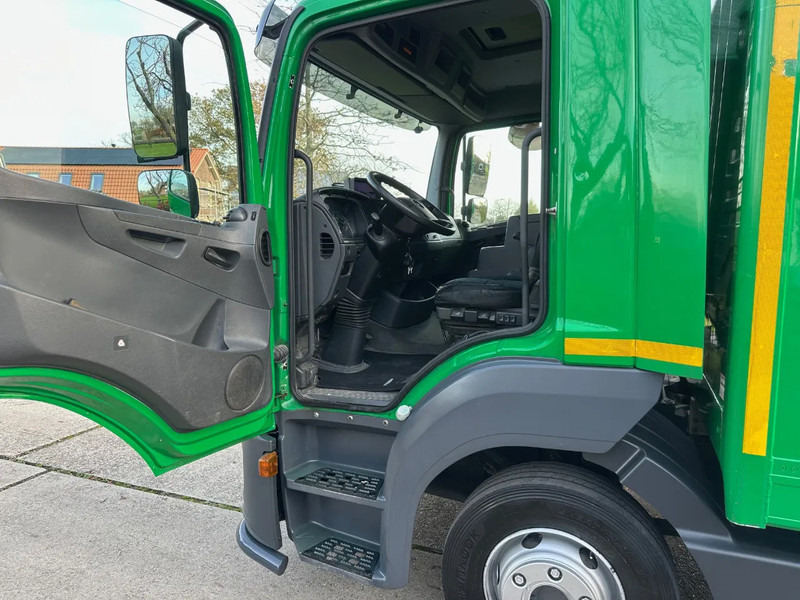 Mercedes-Benz Atego 1018 / NL TRUCK / AIRCO / BOX+LIFT+SIDE DOOR / AUTOMATIC - Грузовик с закрытым кузовом: фото 4 Mercedes-Benz Atego 1018 / NL TRUCK / AIRCO / BOX+LIFT+SIDE DOOR / AUTOMATIC - Грузовик с закрытым кузовом: фото 4