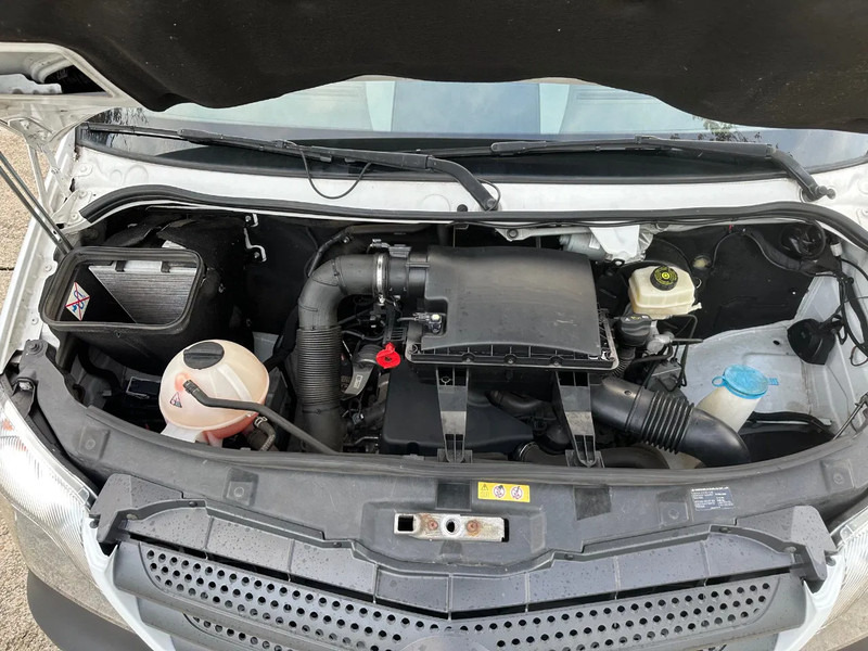 Mercedes-Benz Sprinter 313 CDI / L2H2 / AUTOMAAT / NL BUS / 130 PK / 2-ZITS / CC / AIRCO / CAMERA - Цельнометаллический фургон: фото 3 Mercedes-Benz Sprinter 313 CDI / L2H2 / AUTOMAAT / NL BUS / 130 PK / 2-ZITS / CC / AIRCO / CAMERA - Цельнометаллический фургон: фото 3