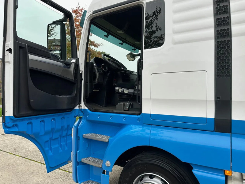 MAN TGX 26.480 / NL TRUCK / RETARDER / EURO 6 / 6X2 / LIFT+STEER AXLE / 60T - Тягач: фото 4 MAN TGX 26.480 / NL TRUCK / RETARDER / EURO 6 / 6X2 / LIFT+STEER AXLE / 60T - Тягач: фото 4