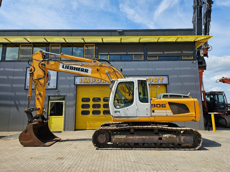 Liebherr 906 - Гусеничный экскаватор: фото 1 Liebherr 906 - Гусеничный экскаватор: фото 1