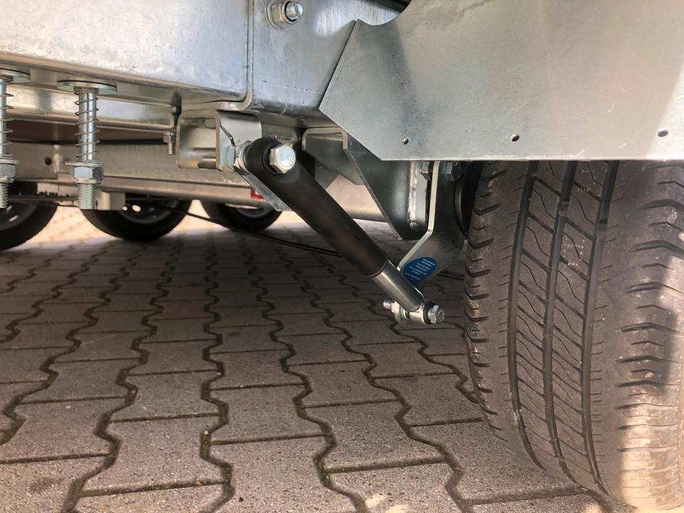Martz 3-Achs Anhänger Maschinen Tieflader 3500KG *INKL.19% MWST*100KMH*SOFORT!* - Прицеп для спецтехники: фото 5 Martz 3-Achs Anhänger Maschinen Tieflader 3500KG *INKL.19% MWST*100KMH*SOFORT!* - Прицеп для спецтехники: фото 5