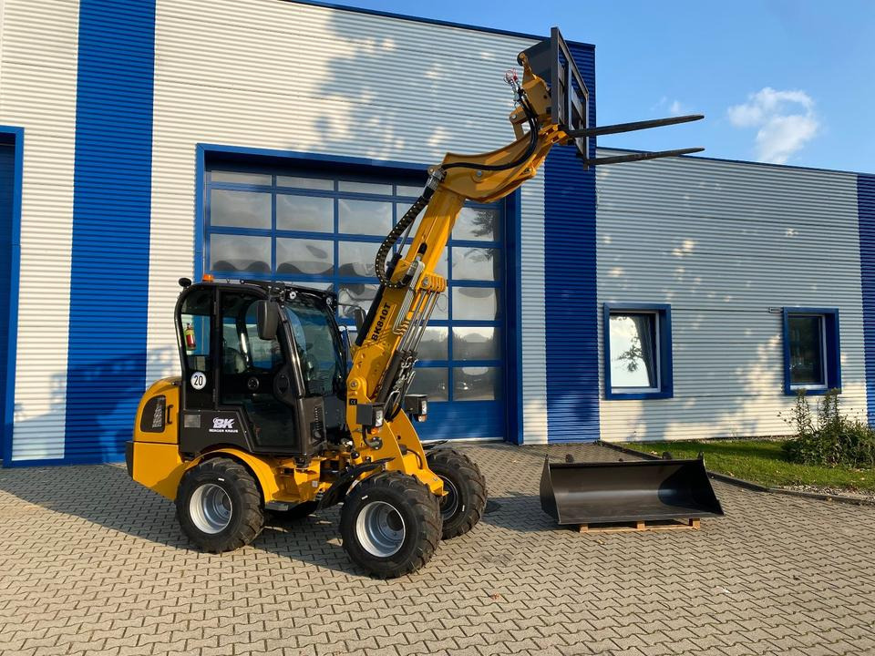 Teleskoplader/Radlader BK810T inkl. Gabel/Schaufelpaket *INKL.19% MWST*BERGER KRAUS*KUBOTA*EURO*CE* - Телескопический фронтальный погрузчик: фото 1 Teleskoplader/Radlader BK810T inkl. Gabel/Schaufelpaket *INKL.19% MWST*BERGER KRAUS*KUBOTA*EURO*CE* - Телескопический фронтальный погрузчик: фото 1