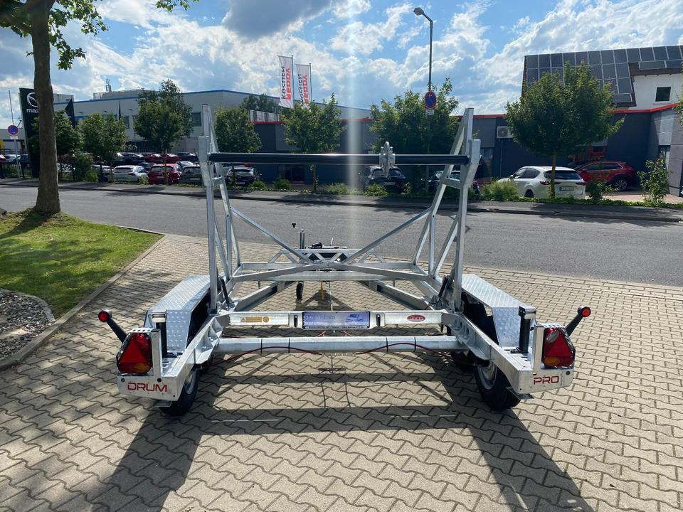 Vermietung / Kabelanhänger 3500KG E-Winde / Nutzlast 2749KG / Kabeltrommel-Anhänger / Glasfaser/ 3 Tage - Кабельный транспортер: фото 4 Vermietung / Kabelanhänger 3500KG E-Winde / Nutzlast 2749KG / Kabeltrommel-Anhänger / Glasfaser/ 3 Tage - Кабельный транспортер: фото 4