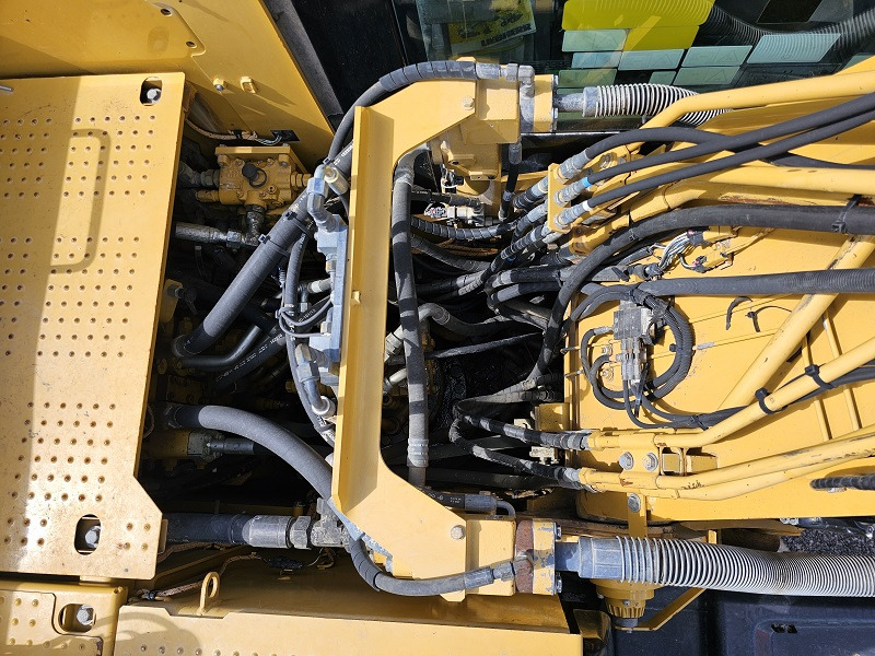 Гусеничный экскаватор CATERPILLAR 323EL GPS Trimble: фото 14
