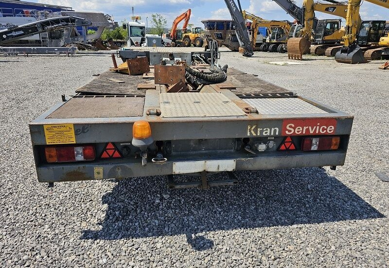 Liebherr 34K 81K - Низкорамный прицеп: фото 4 Liebherr 34K 81K - Низкорамный прицеп: фото 4