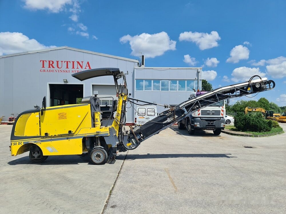 Wirtgen W50 - Дорожная фреза: фото 1 Wirtgen W50 - Дорожная фреза: фото 1