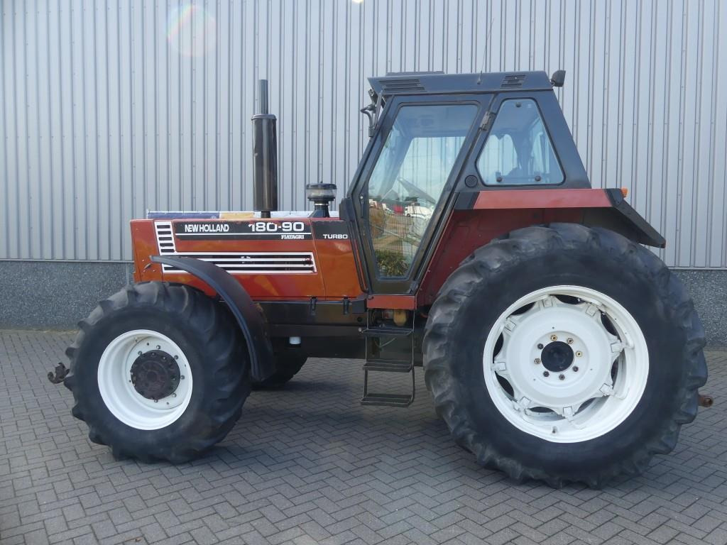 Fiat New Holland 180-90 4WD - Трактор: фото 4 Fiat New Holland 180-90 4WD - Трактор: фото 4