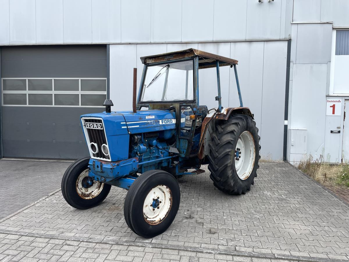 Ford 5600 - Трактор: фото 1 Ford 5600 - Трактор: фото 1