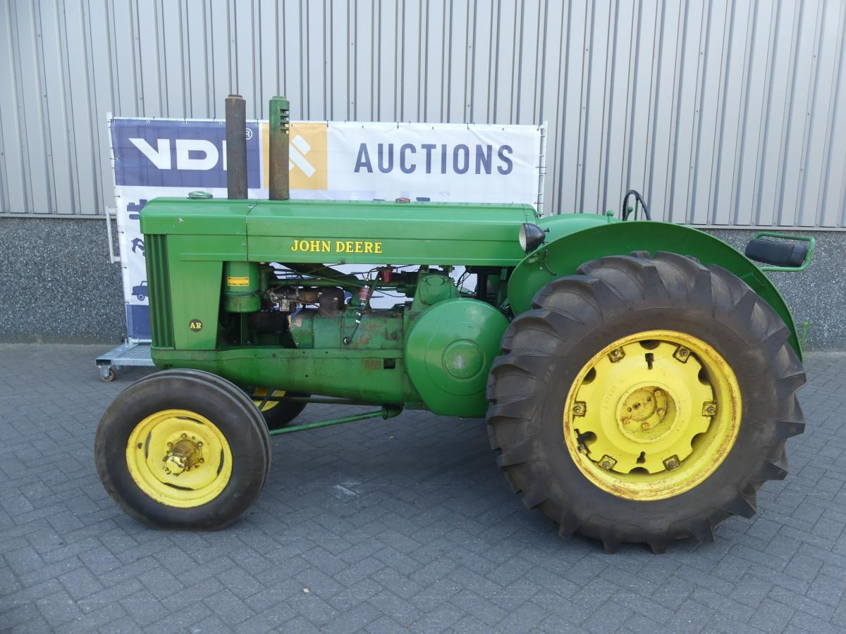 John-Deere AR - Трактор: фото 3 John-Deere AR - Трактор: фото 3