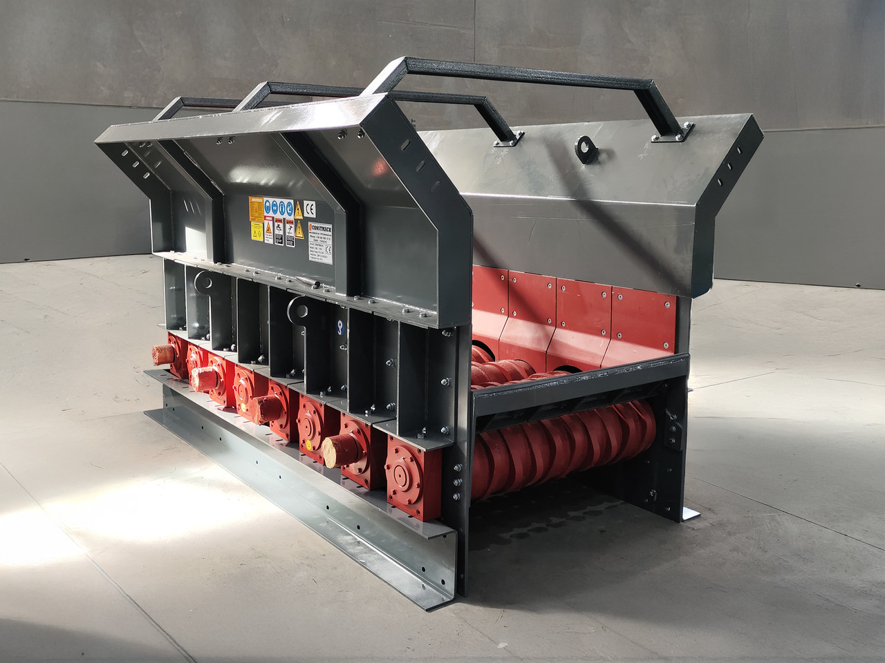 CONSTMACH Durable & Efficient Wobbler Feeder – Ideal for Primary Crushing Applications - Горнодобывающая техника: фото 3 CONSTMACH Durable & Efficient Wobbler Feeder – Ideal for Primary Crushing Applications - Горнодобывающая техника: фото 3