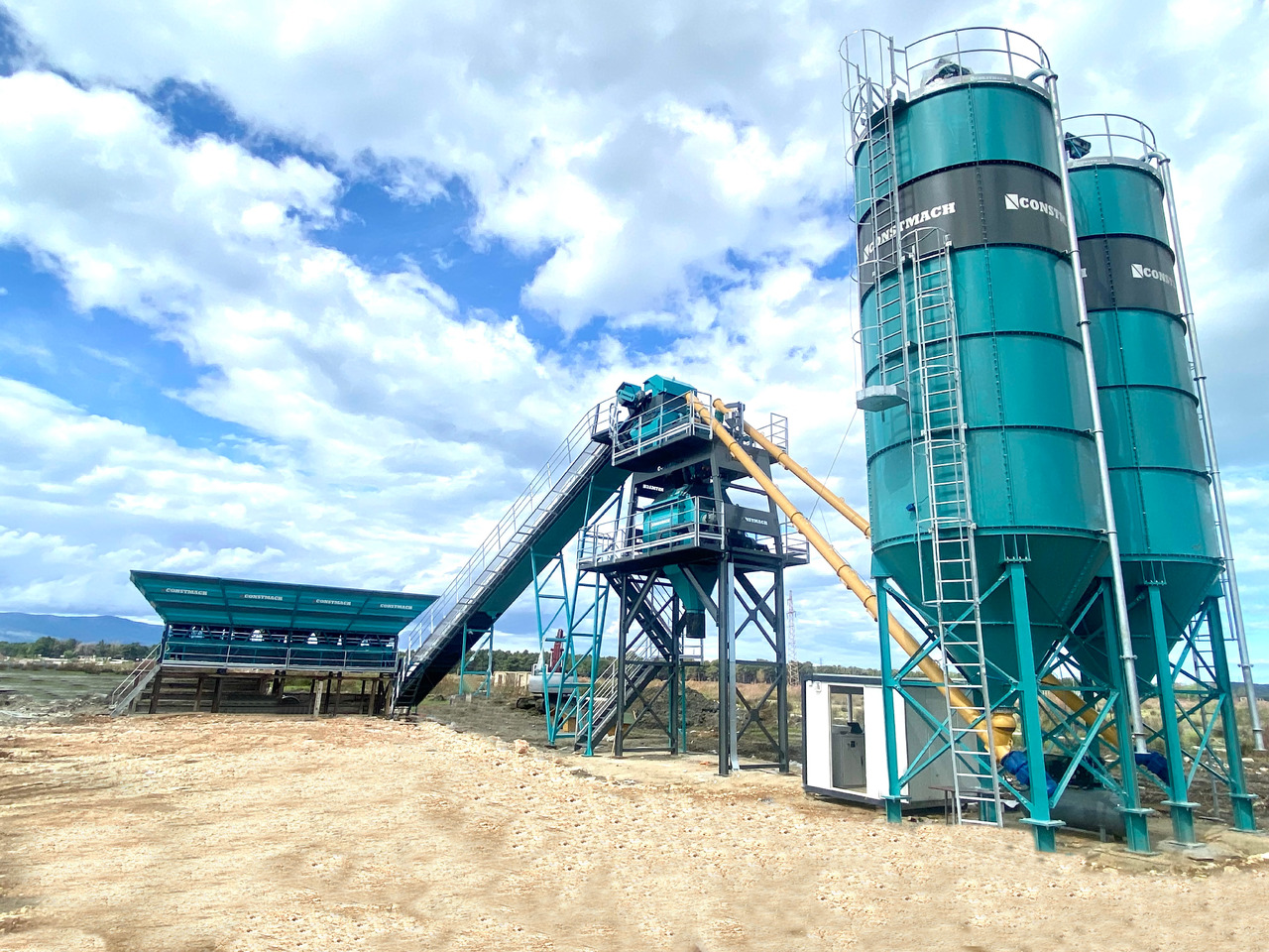 Constmach Centrale à Béton Stationnaire d'une Capacité de 100 m³/h - Бетонный завод: фото 1 Constmach Centrale à Béton Stationnaire d'une Capacité de 100 m³/h - Бетонный завод: фото 1