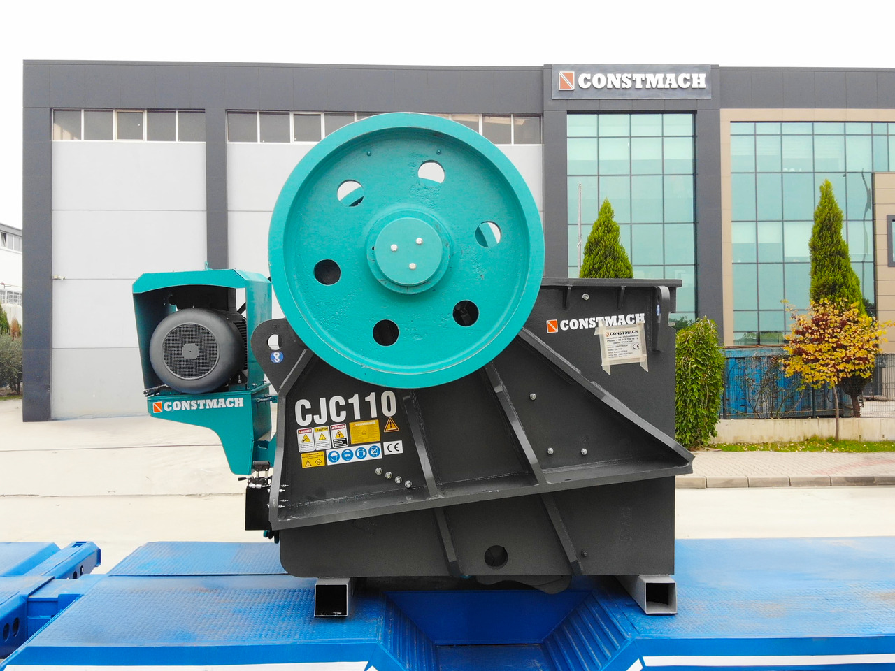 Constmach Delivery Of 60-110 Tph Jaw Crushers In Stock - Щековая дробилка: фото 2 Constmach Delivery Of 60-110 Tph Jaw Crushers In Stock - Щековая дробилка: фото 2