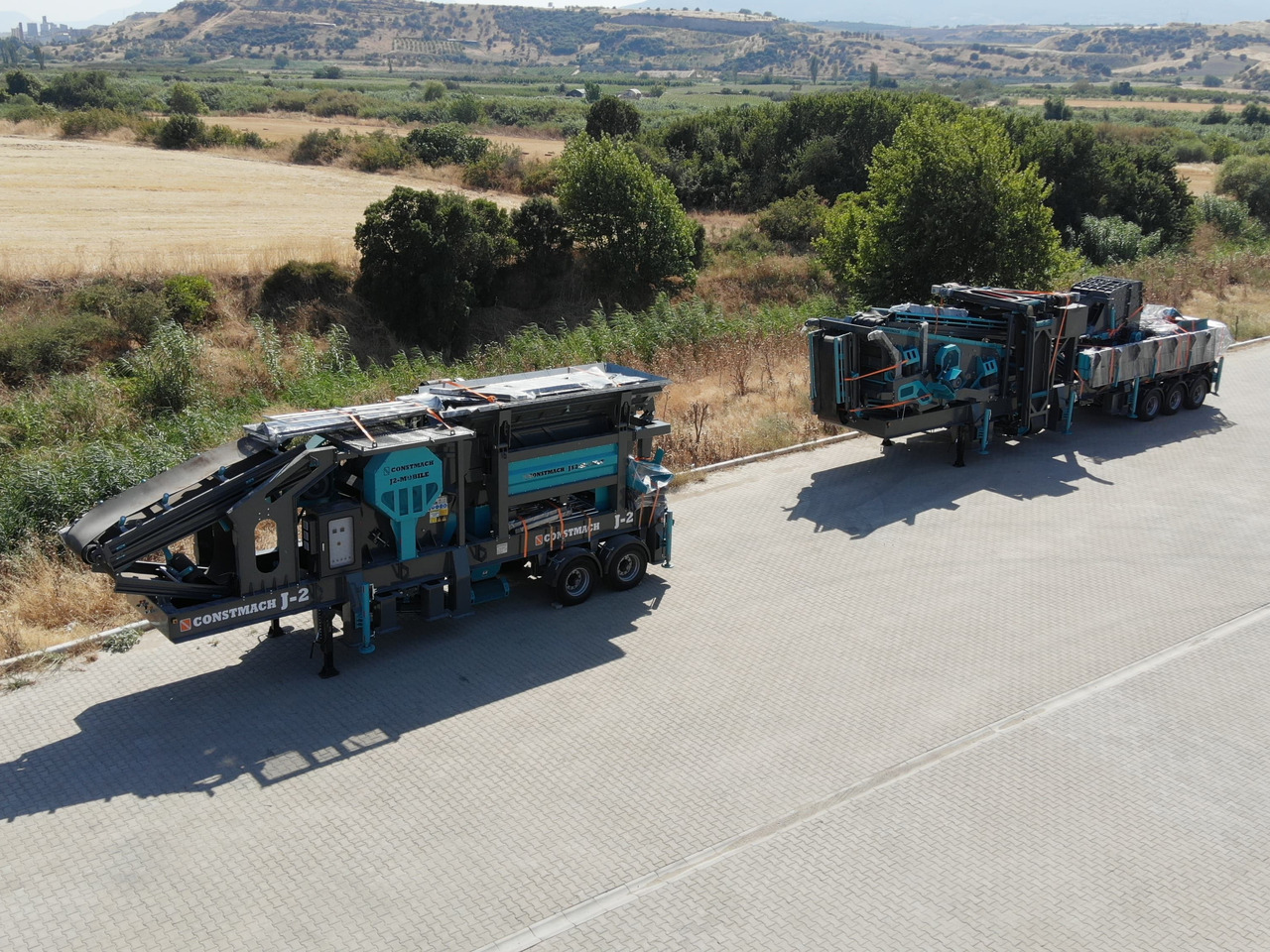Constmach Mobile Impact Crushing And Screening Plant With Capacity Of 150-200 Tons - Мобильная дробилка: фото 2 Constmach Mobile Impact Crushing And Screening Plant With Capacity Of 150-200 Tons - Мобильная дробилка: фото 2
