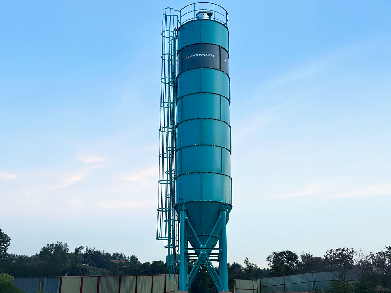 Constmach Silo à Ciment d'une Capacité de 100 Tonnes - Силос для цемента: фото 2 Constmach Silo à Ciment d'une Capacité de 100 Tonnes - Силос для цемента: фото 2