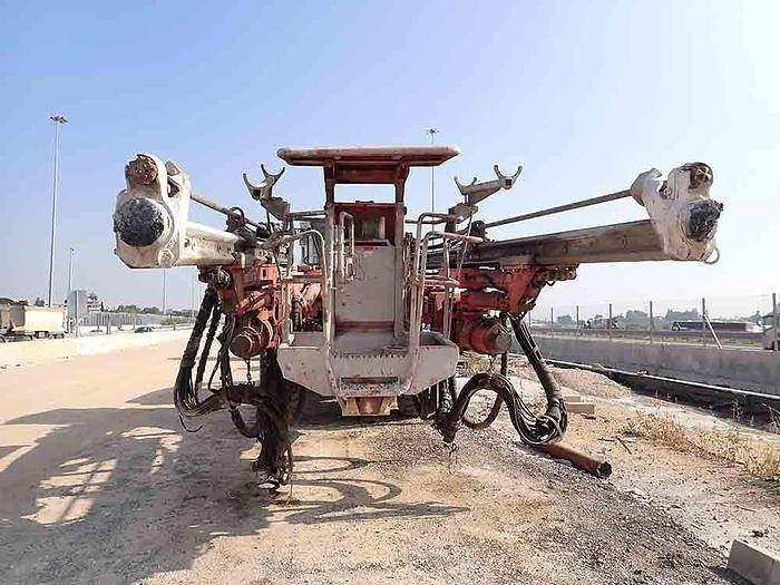 Буровая машина Sandvik DT821 C: фото 12