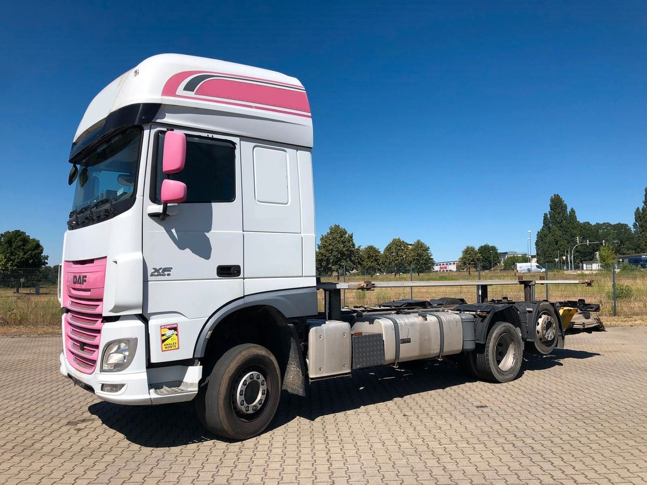 DAF XF460 SSC Liftachse*LBW*AHK*Standkl*Mega - Грузовик-контейнеровоз/ Сменный кузов: фото 2 DAF XF460 SSC Liftachse*LBW*AHK*Standkl*Mega - Грузовик-контейнеровоз/ Сменный кузов: фото 2