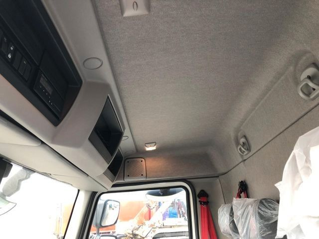 Грузовик-шасси Renault D10.210 Klima*2PTO*Motor Bremse*Blatt*Auch Miete: фото 11 Грузовик-шасси Renault D10.210 Klima*2PTO*Motor Bremse*Blatt*Auch Miete: фото 11