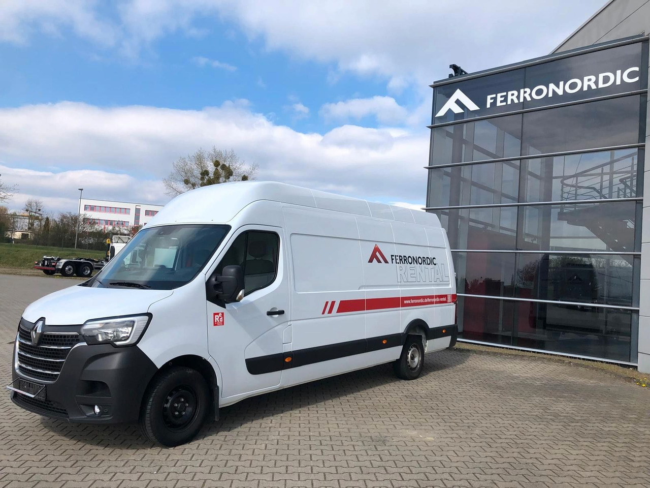 Renault MASTER RED L4H3*3.5T*Rückfahrkamera*Klima*AHK - Цельнометаллический фургон: фото 2 Renault MASTER RED L4H3*3.5T*Rückfahrkamera*Klima*AHK - Цельнометаллический фургон: фото 2