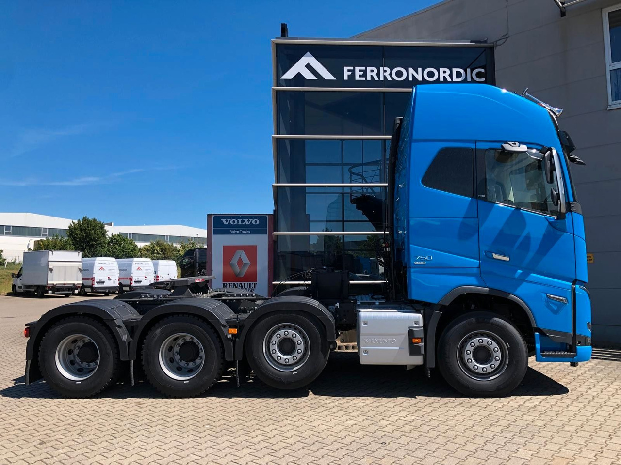 Volvo FH16 750 XL 8x4 Tridem*100T*Kriechgänge*Retarder Volvo FH16 750 XL 8x4 Tridem*100T*Kriechgänge*Retarder - Тягач: фото 5 Volvo FH16 750 XL 8x4 Tridem*100T*Kriechgänge*Retarder Volvo FH16 750 XL 8x4 Tridem*100T*Kriechgänge*Retarder - Тягач: фото 5
