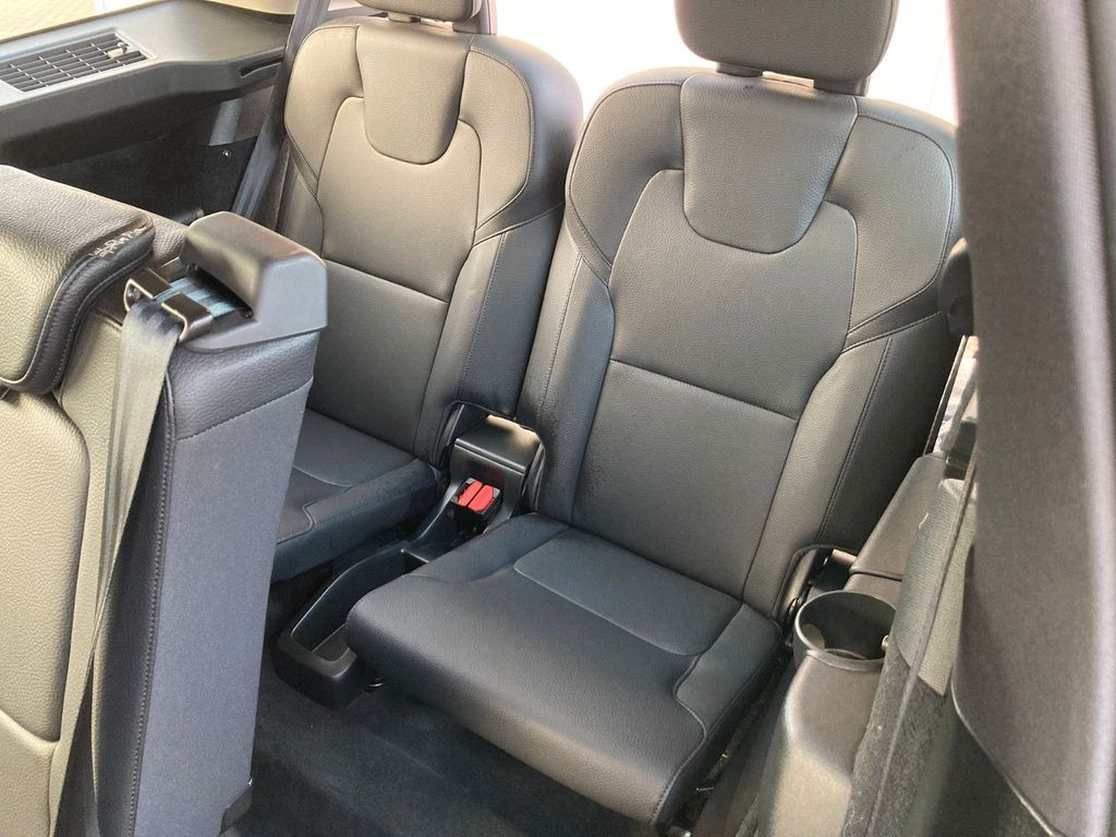 Внедорожник Volvo XC 90 T8 7-Sitzer Inscr. Expr. Recharge AWD: фото 11
