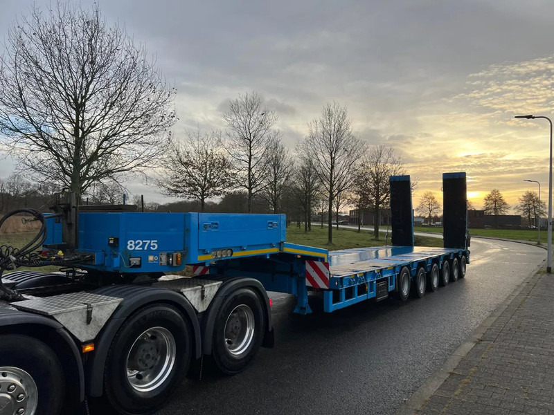 Goldhofer STZ L6 65/80A with loading ramps - Низкорамный полуприцеп: фото 2 Goldhofer STZ L6 65/80A with loading ramps - Низкорамный полуприцеп: фото 2