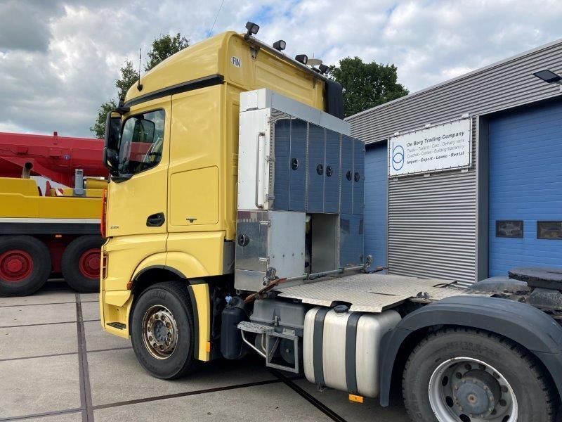 Mercedes-Benz Actros 3351 6x4 - Тягач: фото 2 Mercedes-Benz Actros 3351 6x4 - Тягач: фото 2