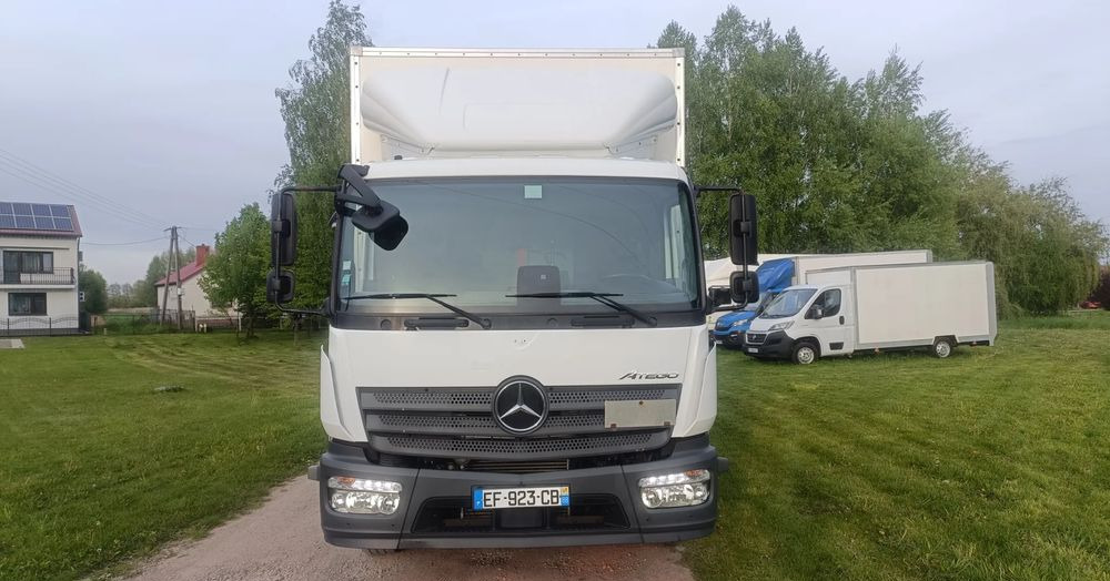 Mercedes-Benz Atego 1218 - Грузовик с закрытым кузовом: фото 4 Mercedes-Benz Atego 1218 - Грузовик с закрытым кузовом: фото 4