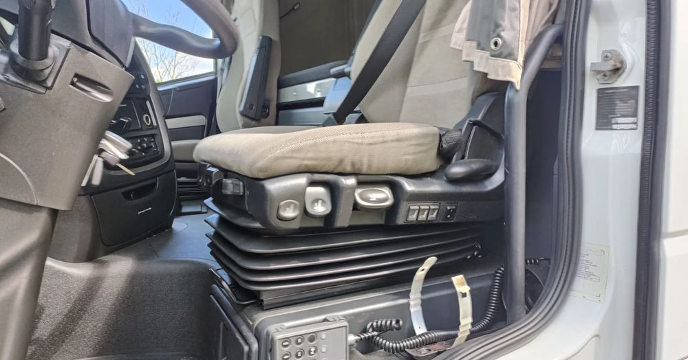 Тягач Iveco Stralis: фото 18