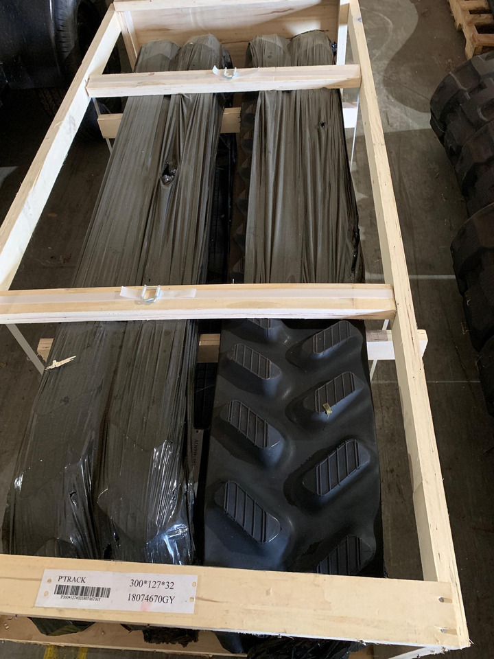 Versatile, Kinze Grain Carts, Kubota Delta track - Гусеница для Гусеничных тракторов: фото 3 Versatile, Kinze Grain Carts, Kubota Delta track - Гусеница для Гусеничных тракторов: фото 3