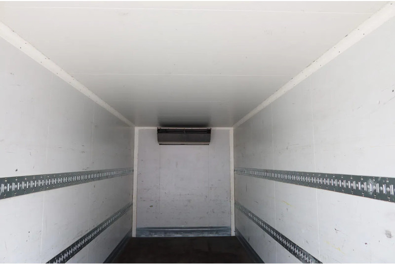 DAF LF 290 Koel/Vries+Klep 1500 kg Thermoking T 600R - Рефрижератор: фото 4 DAF LF 290 Koel/Vries+Klep 1500 kg Thermoking T 600R - Рефрижератор: фото 4