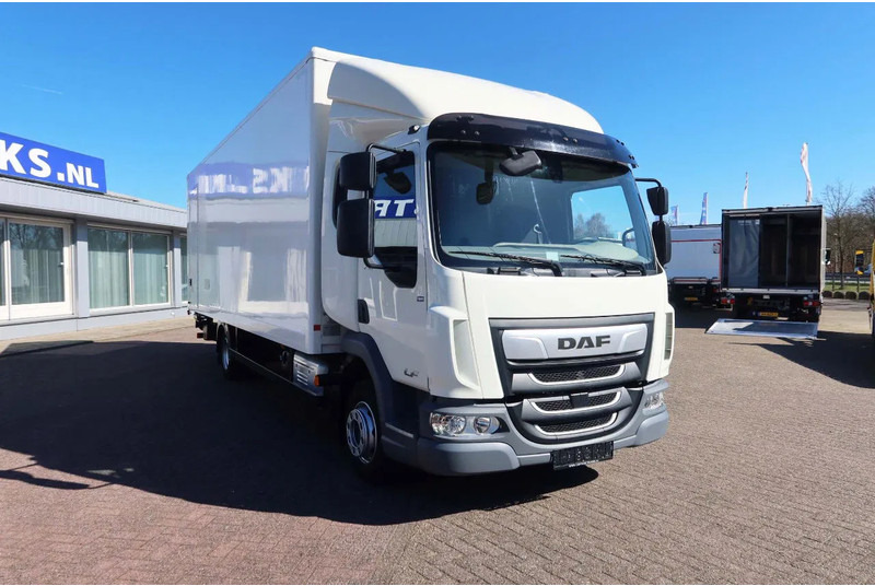 DAF LF 45 Gesloten bak + Dhollandia klep 1500 kg 4x2 - Грузовик с закрытым кузовом: фото 2 DAF LF 45 Gesloten bak + Dhollandia klep 1500 kg 4x2 - Грузовик с закрытым кузовом: фото 2
