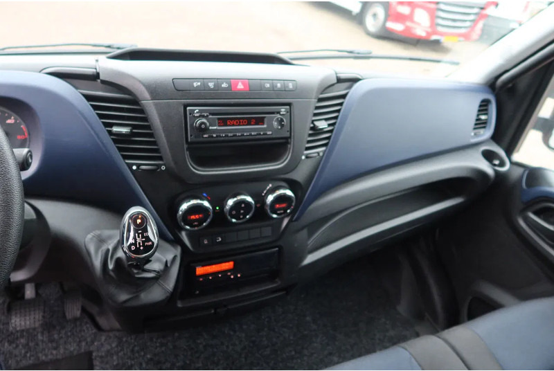 Грузовик с закрытым кузовом Iveco 72 C 180 bak + Dhollandia klep 1000 KG 3.0 L motor: фото 16 Грузовик с закрытым кузовом Iveco 72 C 180 bak + Dhollandia klep 1000 KG 3.0 L motor: фото 16