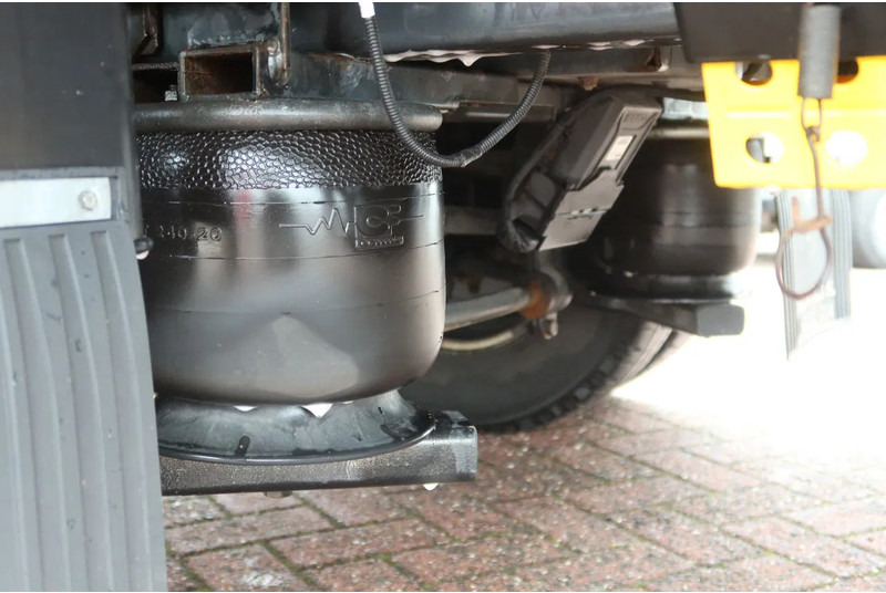 Грузовик с закрытым кузовом Iveco 72 C 180 bak + Dhollandia klep 1000 KG 3.0 L motor: фото 11 Грузовик с закрытым кузовом Iveco 72 C 180 bak + Dhollandia klep 1000 KG 3.0 L motor: фото 11