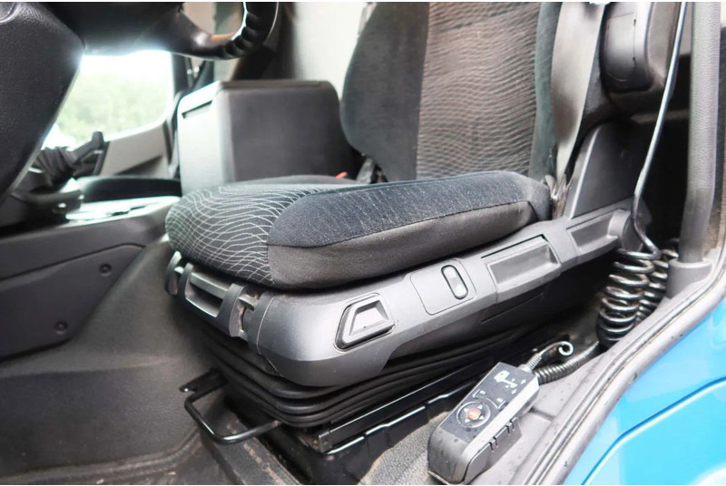 Mercedes-Benz Antos 1924L Huif + Klep Dhollandia 2000 KG Euro 6 - Грузовик с закрытым кузовом: фото 5 Mercedes-Benz Antos 1924L Huif + Klep Dhollandia 2000 KG Euro 6 - Грузовик с закрытым кузовом: фото 5