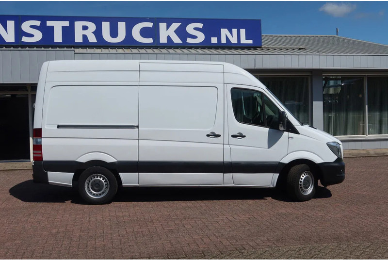 Mercedes-Benz Sprinter 313 CDI + Airco - Цельнометаллический фургон: фото 2 Mercedes-Benz Sprinter 313 CDI + Airco - Цельнометаллический фургон: фото 2