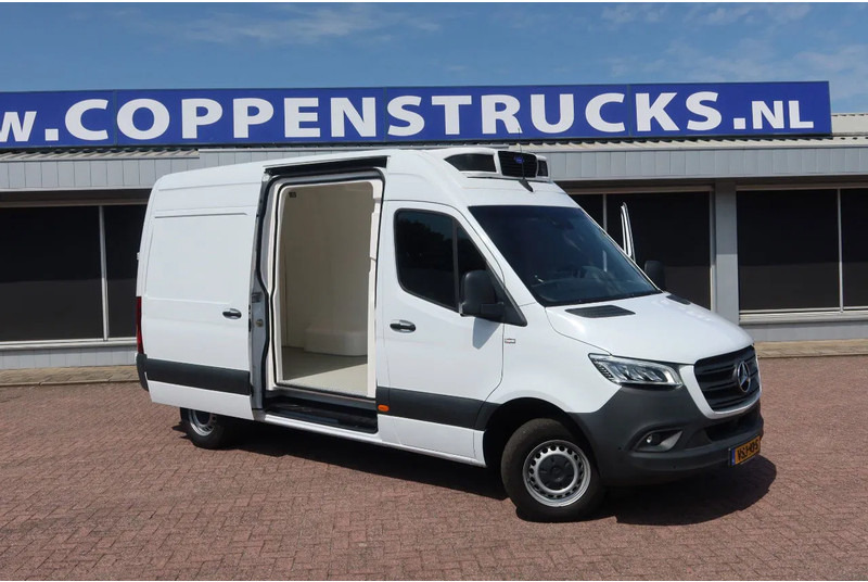 Mercedes-Benz Sprinter 317 Koel/Vries L2/H2 220 Volt stekker - Фургон-рефрижератор: фото 2 Mercedes-Benz Sprinter 317 Koel/Vries L2/H2 220 Volt stekker - Фургон-рефрижератор: фото 2