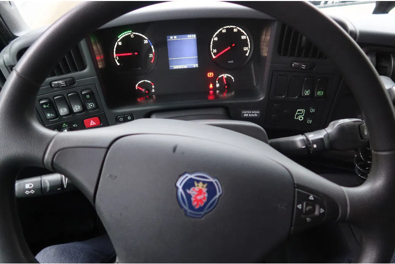 Грузовик с закрытым кузовом Scania P250 Bak+ Klep Dhollandia 1500 kg. Black line: фото 8