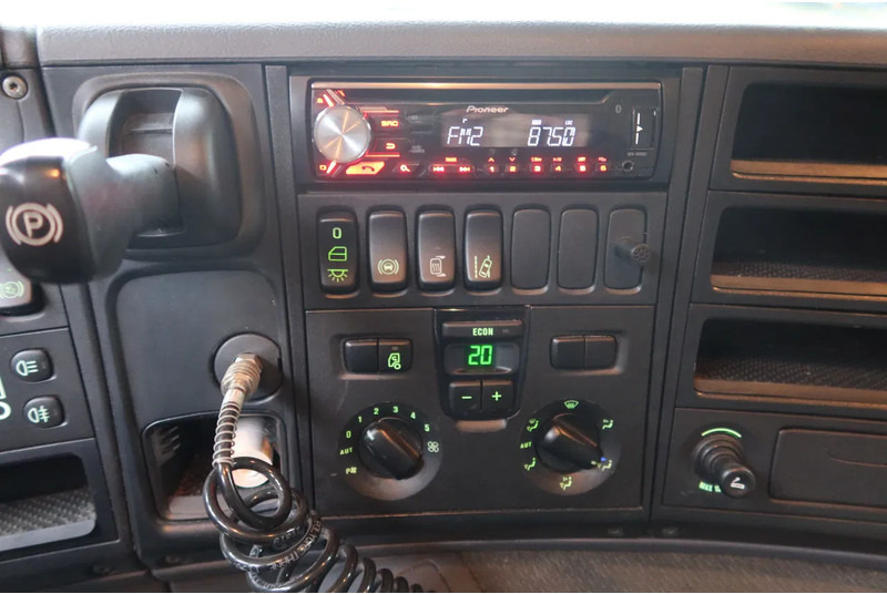 Грузовик с закрытым кузовом Scania P250 Bak+ Klep Dhollandia 1500 kg. Black line: фото 7