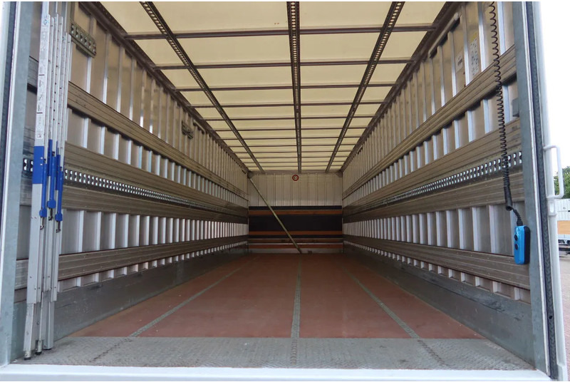 Volvo FL Bak + Dhollandia klep 2000 Kg - Грузовик с закрытым кузовом: фото 4 Volvo FL Bak + Dhollandia klep 2000 Kg - Грузовик с закрытым кузовом: фото 4