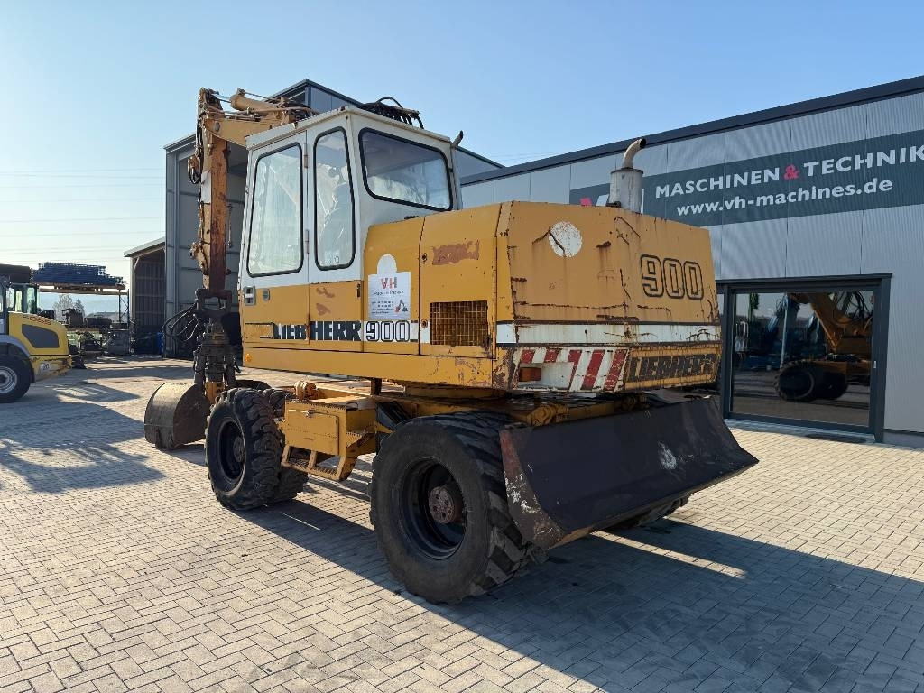Liebherr A 900 C - Колёсный экскаватор: фото 2 Liebherr A 900 C - Колёсный экскаватор: фото 2