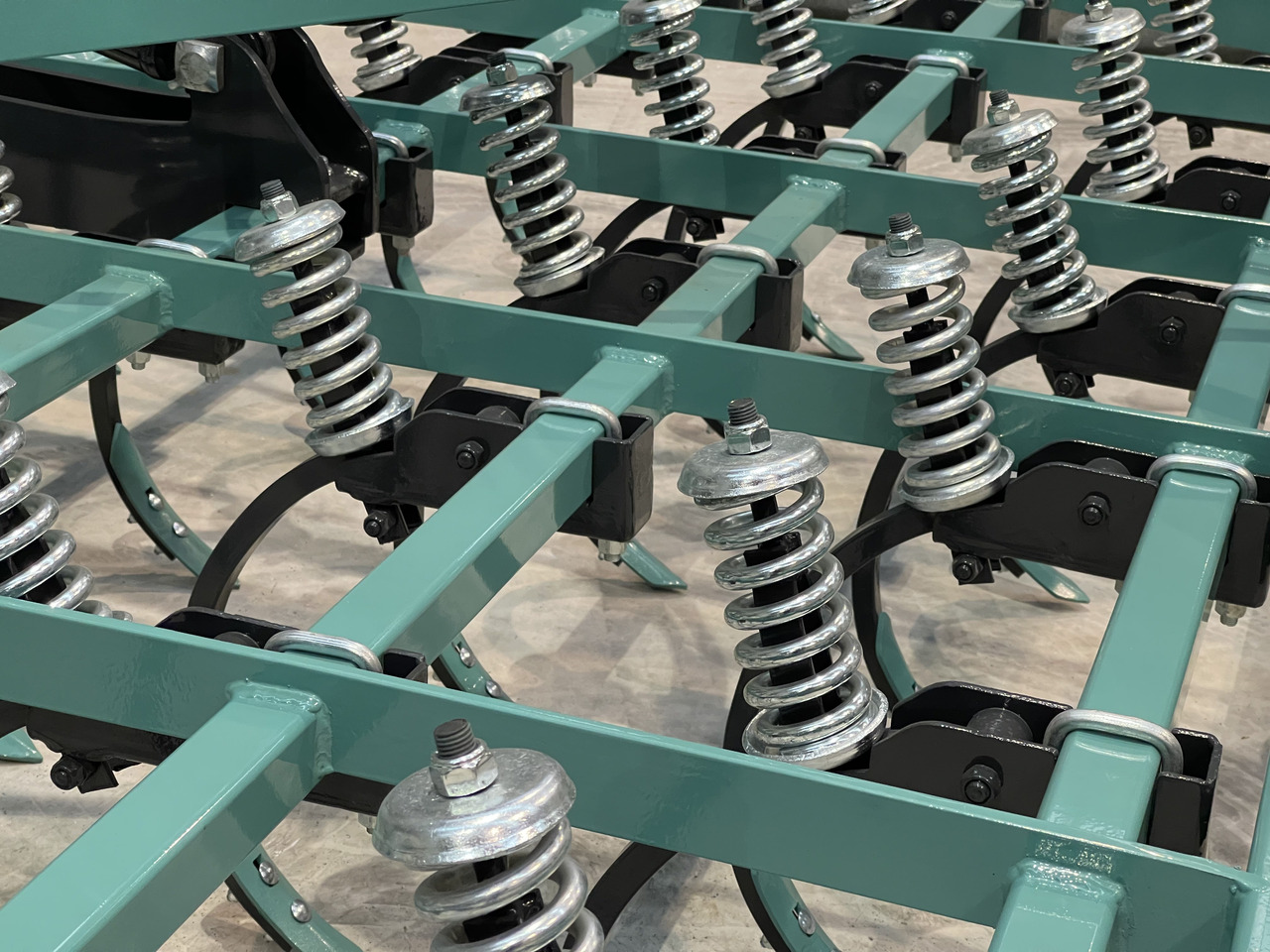 SOIL MASTER _FOLDABLE TYPE SPRING LOADED CULTIVATOR COMBINATION (2-WING) - Борона: фото 3 SOIL MASTER _FOLDABLE TYPE SPRING LOADED CULTIVATOR COMBINATION (2-WING) - Борона: фото 3