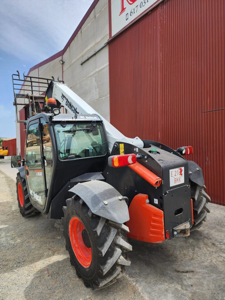 BOBCAT TL30.60DA - Телескопический погрузчик: фото 3 BOBCAT TL30.60DA - Телескопический погрузчик: фото 3