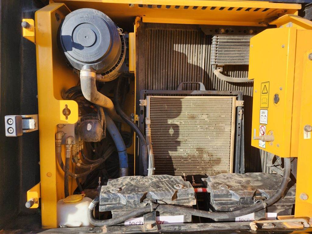 JCB JS131LC - Гусеничный экскаватор: фото 5 JCB JS131LC - Гусеничный экскаватор: фото 5