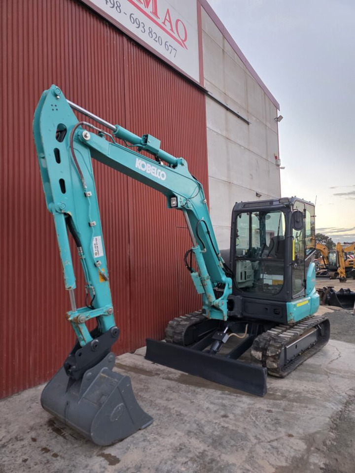 KOBELCO SK55SRK-6E - Мини-экскаватор: фото 2 KOBELCO SK55SRK-6E - Мини-экскаватор: фото 2