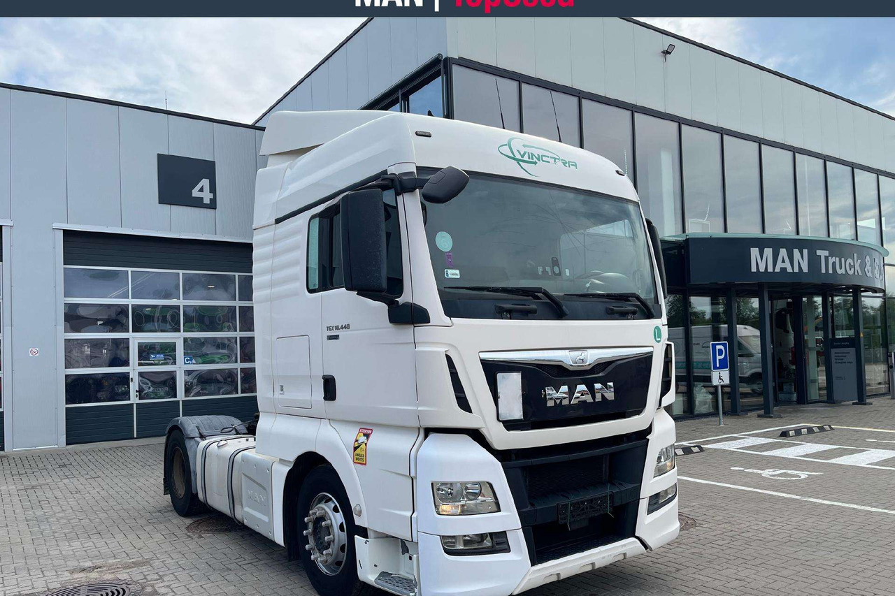 MAN TGX 18.440 4X2 Retarder (8815) - Тягач: фото 2 MAN TGX 18.440 4X2 Retarder (8815) - Тягач: фото 2