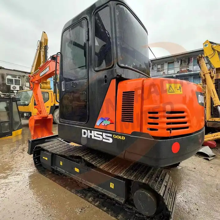 2018 Easy to operate 5 ton dh55 used doosan daewoo 55 crawler excavator dh 55 for sale dh55gold dh55-7 - Экскаватор: фото 1 2018 Easy to operate 5 ton dh55 used doosan daewoo 55 crawler excavator dh 55 for sale dh55gold dh55-7 - Экскаватор: фото 1