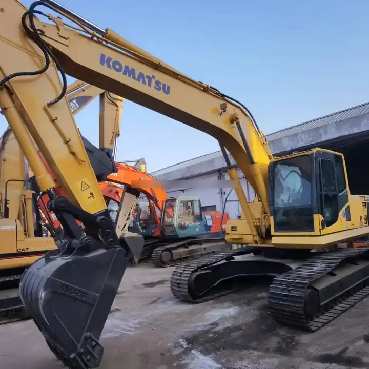 2022 model Komatsu 22 ton PC220-8 crawler digger PC200 Cheap used Original Japan PC220-8N crawler excavator original - Гусеничный экскаватор: фото 2 2022 model Komatsu 22 ton PC220-8 crawler digger PC200 Cheap used Original Japan PC220-8N crawler excavator original - Гусеничный экскаватор: фото 2