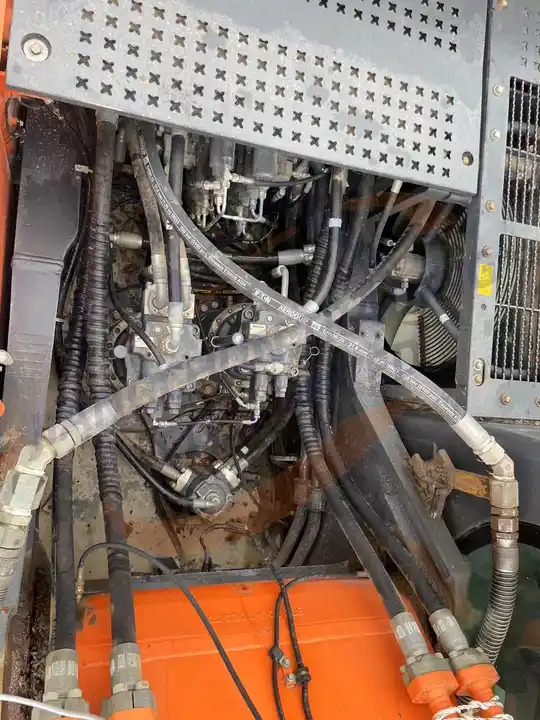 52 ton large mining used doosan dx520lc excavator 520 hydraulic crawler escavadeira dx520 - Экскаватор: фото 3 52 ton large mining used doosan dx520lc excavator 520 hydraulic crawler escavadeira dx520 - Экскаватор: фото 3