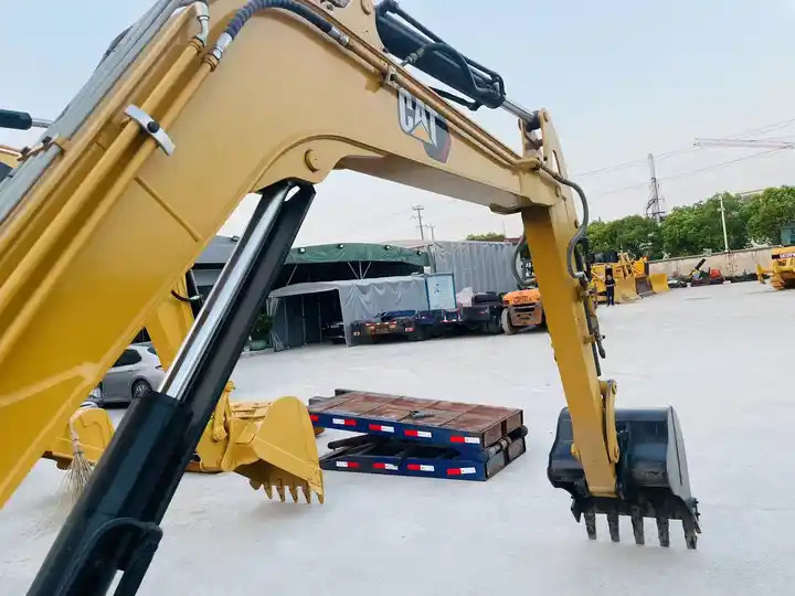 6ton Used Excavator Cat 306d 306E2 Hydraulic Crawler Excavator With Good Working Performance - Гусеничный экскаватор: фото 2 6ton Used Excavator Cat 306d 306E2 Hydraulic Crawler Excavator With Good Working Performance - Гусеничный экскаватор: фото 2